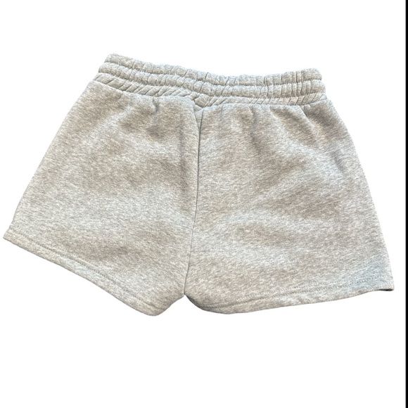 🟡 Love Streak Gray Sweatahorts Size Medium - Picture 2 of 5